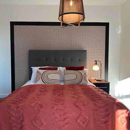 1 Bed Flat With View Of Old Trafford Διαμέρισμα Μάντσεστερ Εξωτερικό φωτογραφία